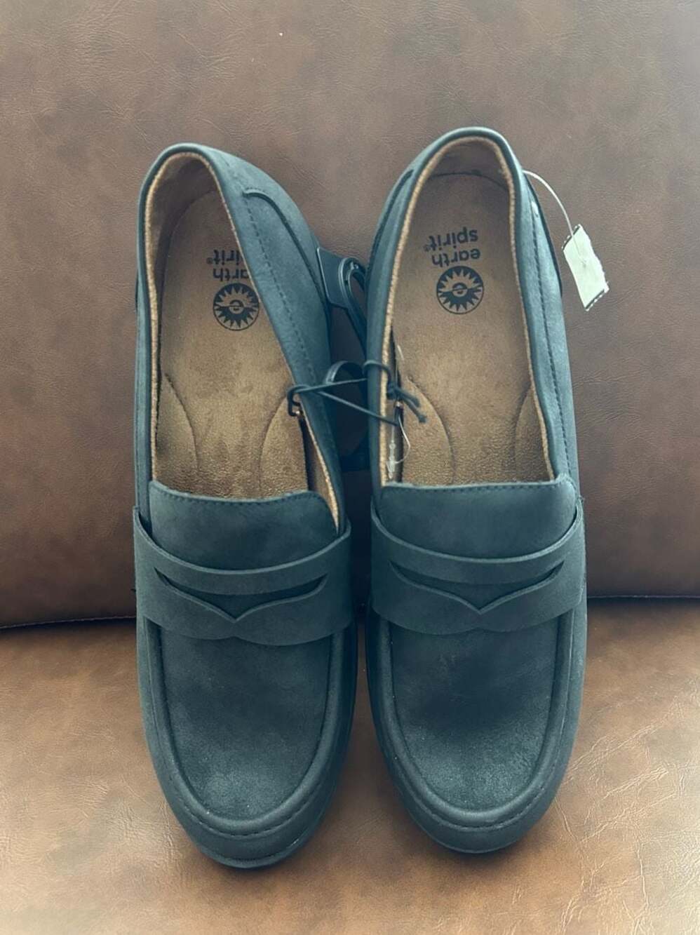 Earth Spirit Women's Briar Loafer, Black